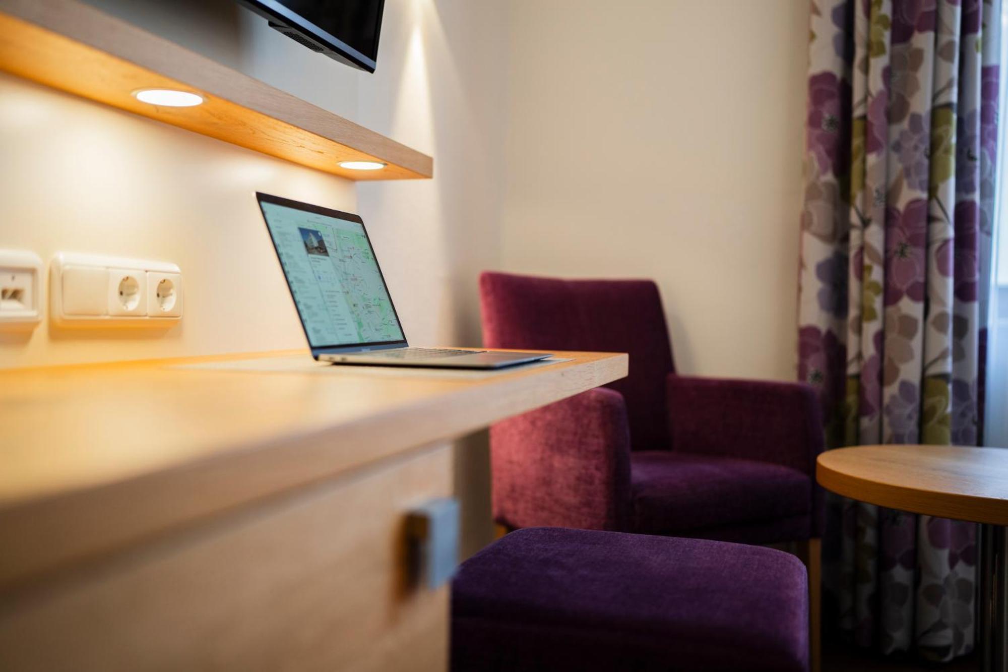 Hotel-Gasthof Rose Oberkirch  Eksteriør billede