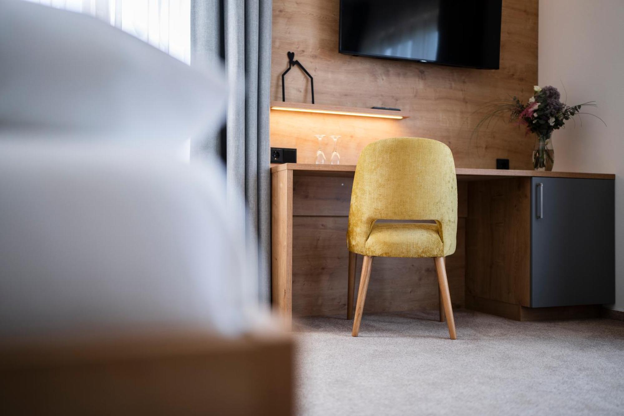 Hotel-Gasthof Rose Oberkirch  Eksteriør billede