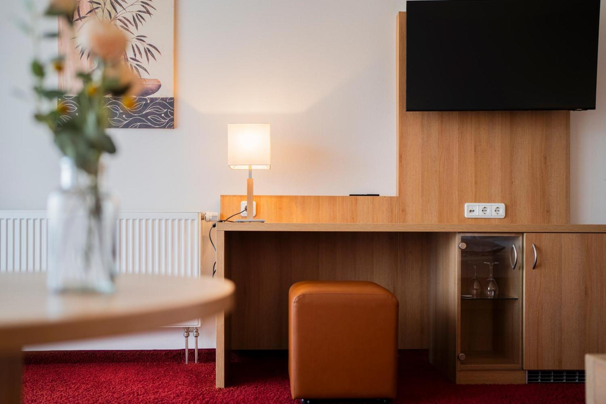 Hotel-Gasthof Rose Oberkirch  Eksteriør billede