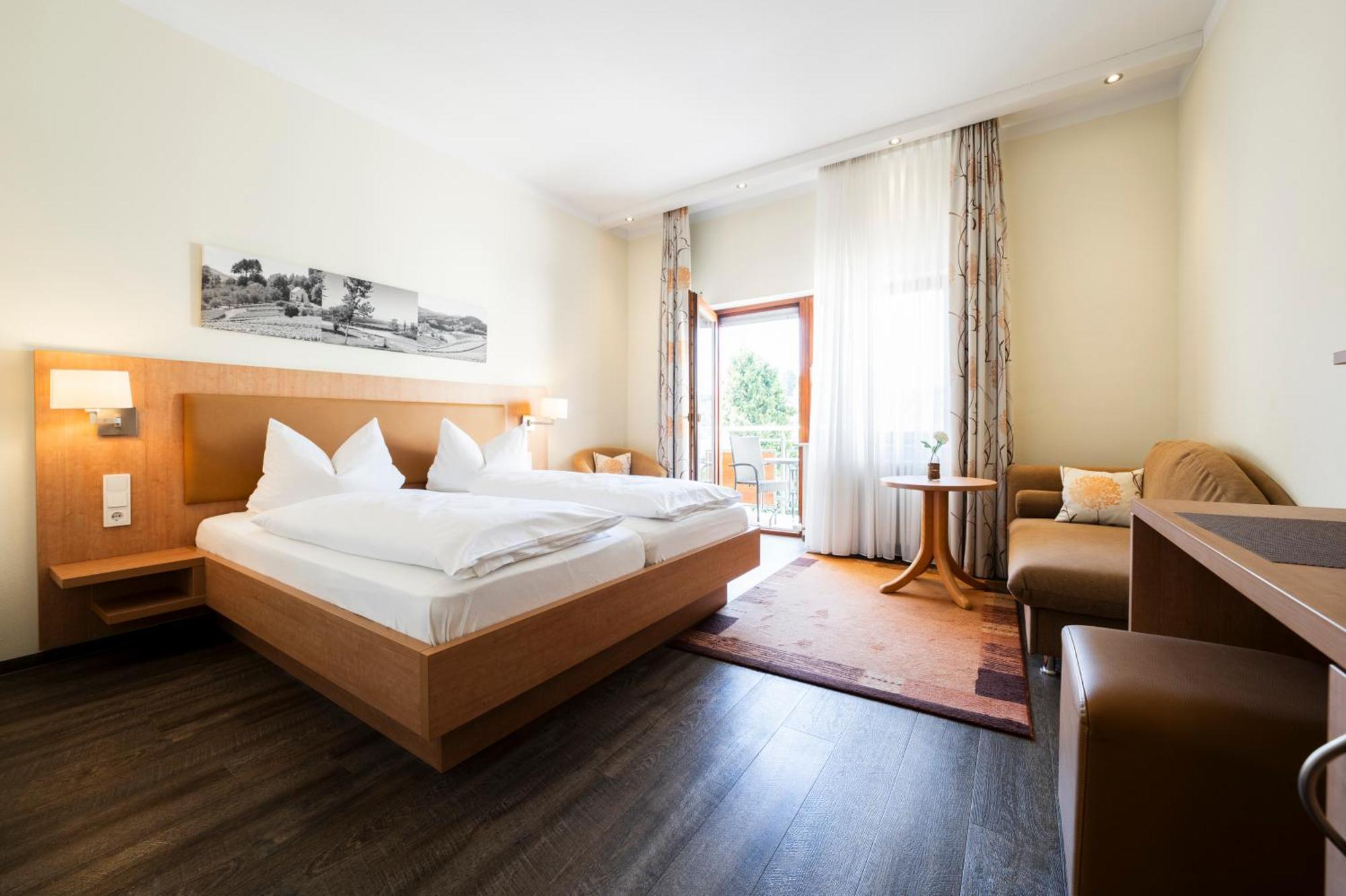 Hotel-Gasthof Rose Oberkirch  Eksteriør billede