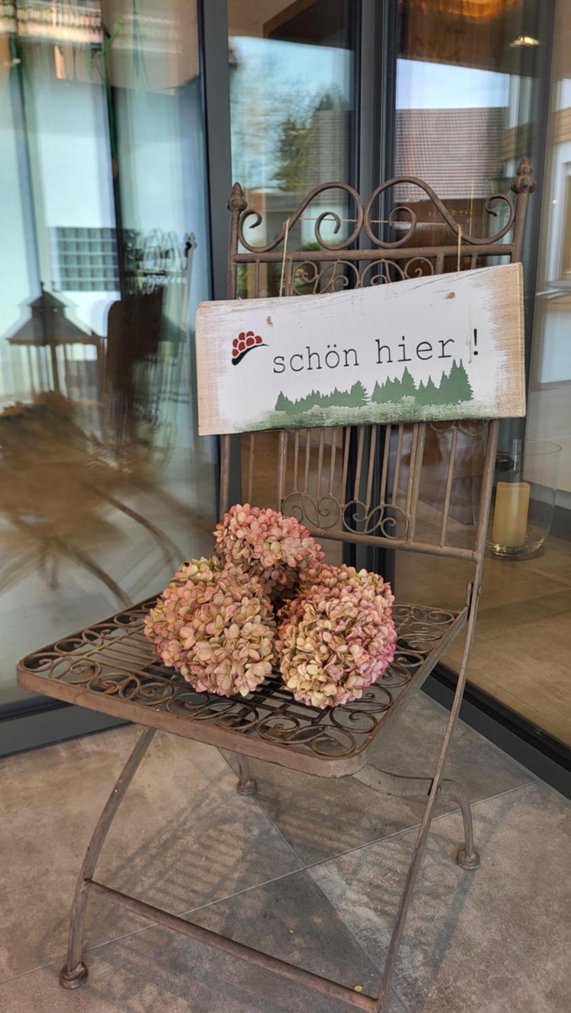Hotel-Gasthof Rose Oberkirch  Eksteriør billede