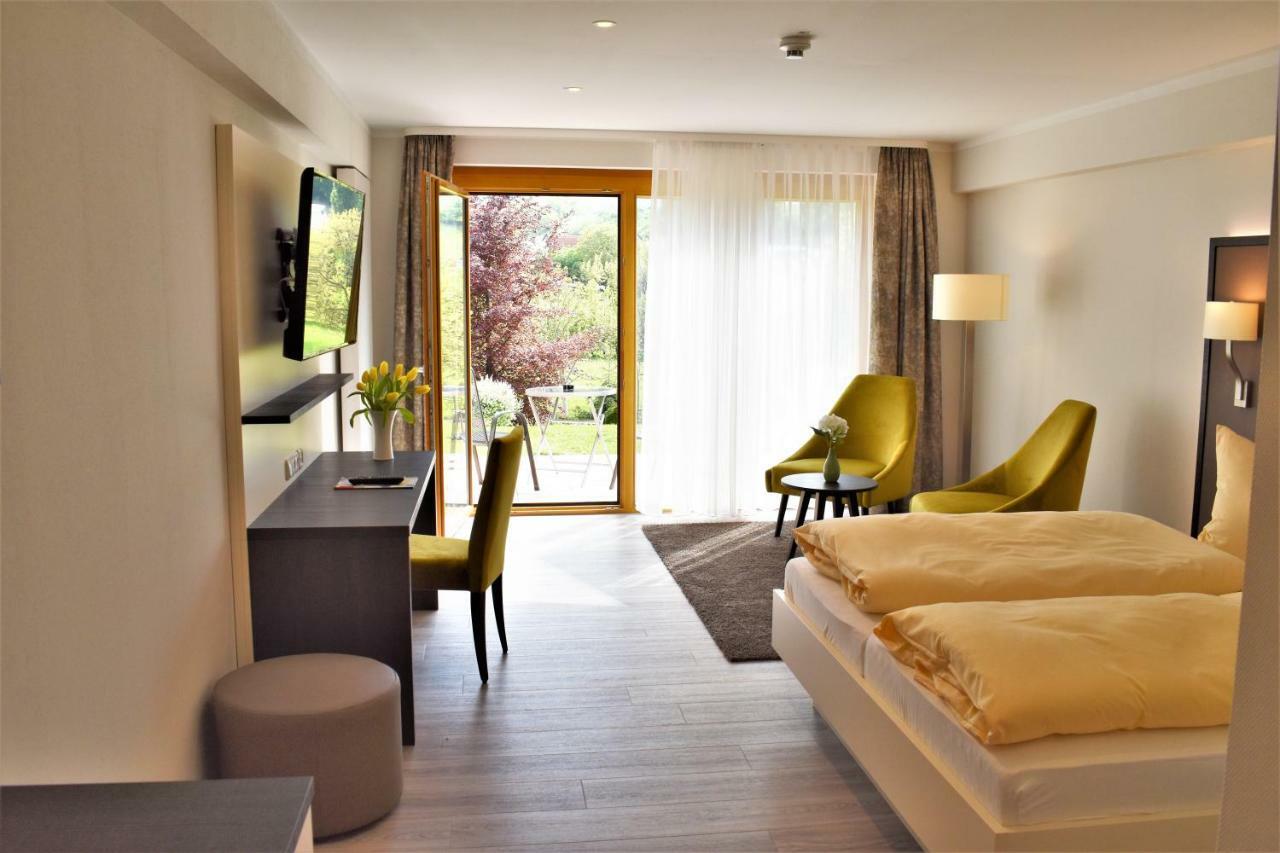 Hotel-Gasthof Rose Oberkirch  Eksteriør billede